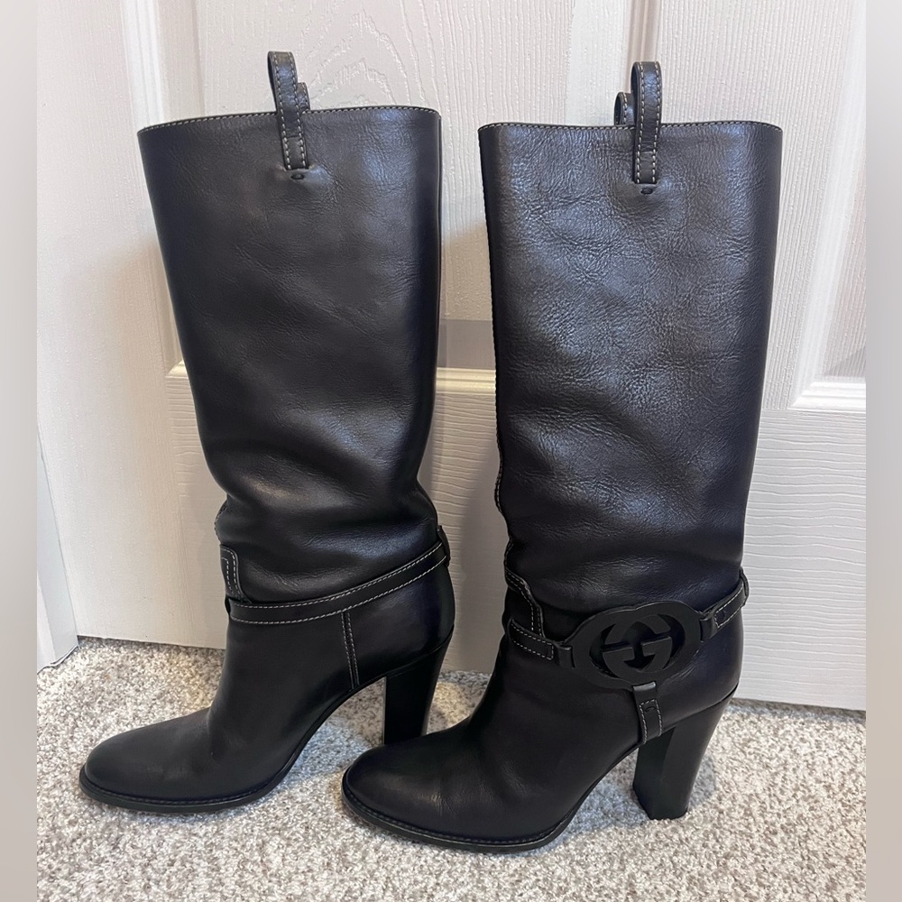 GUCCI GG Leather Heeled Boots - Size 6.